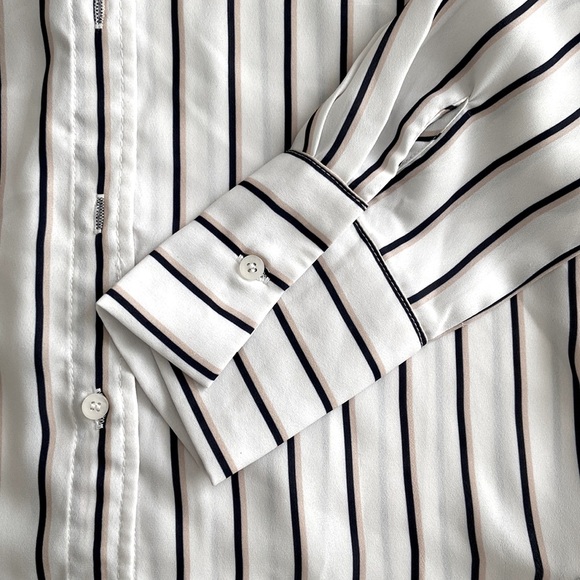 NWOT 2 Toned Striped Button Down Blouse | Size XS - Picture 3 of 5